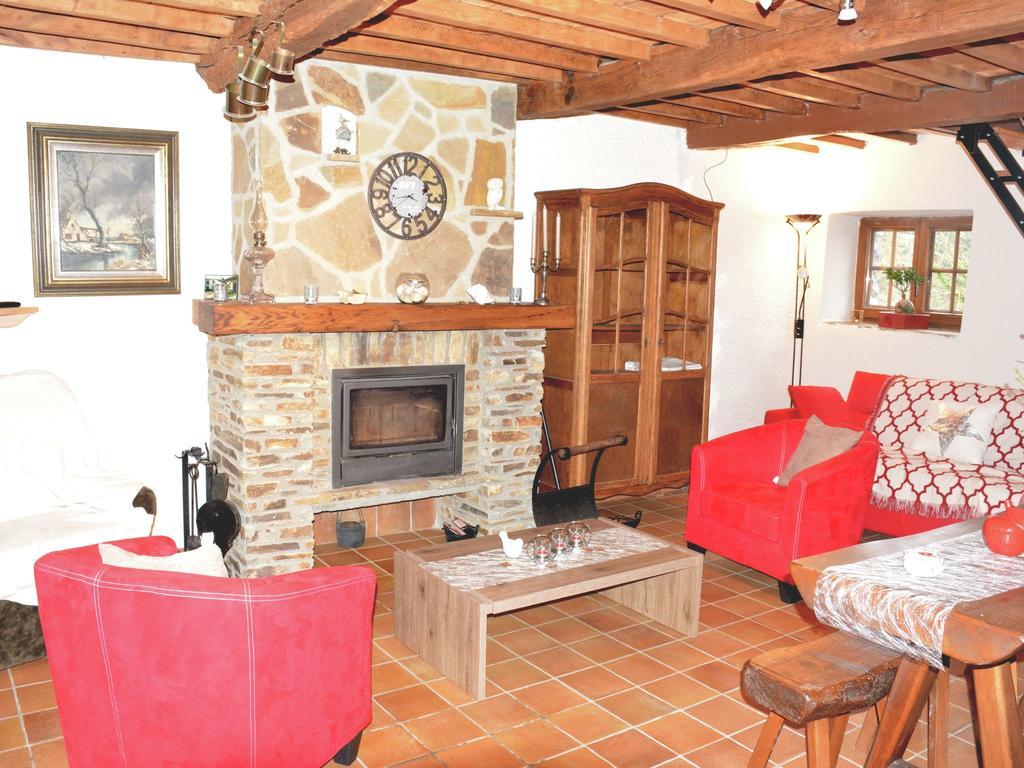 Cosy Holiday Home In Vresse-Sur-Semois With Fireplace Orchimont Luaran gambar